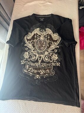 Dkny Black Graphic Crest Short Sleeve Tee